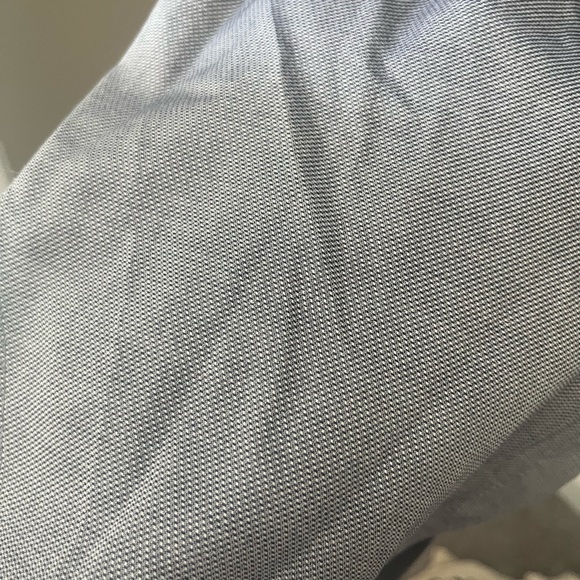 Jenni Kayne textured button up shirt. Size M - Picture 5 of 8